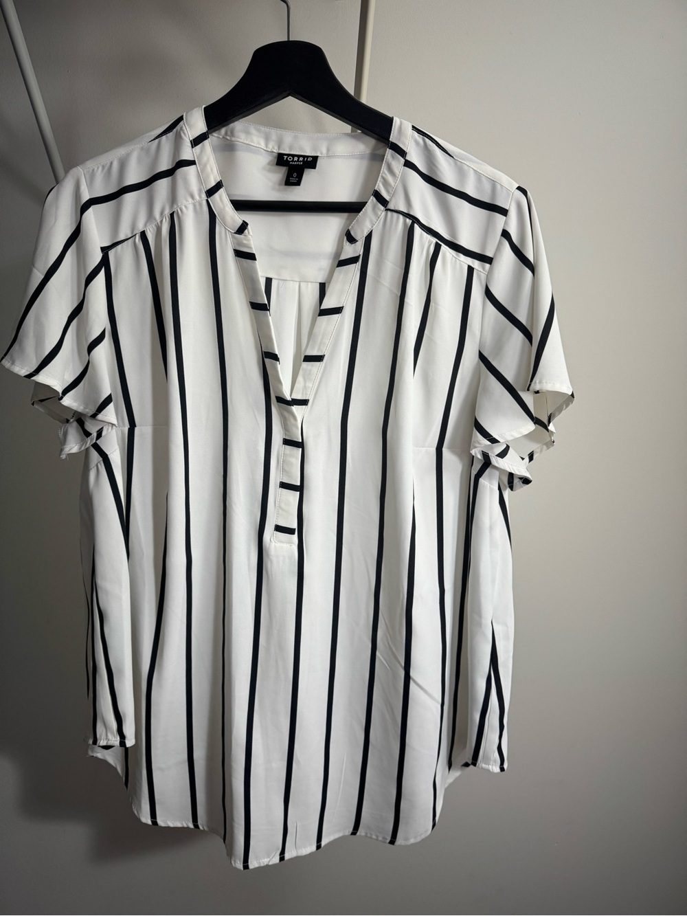 Torrid White Blouse with Black Vertical Stripes